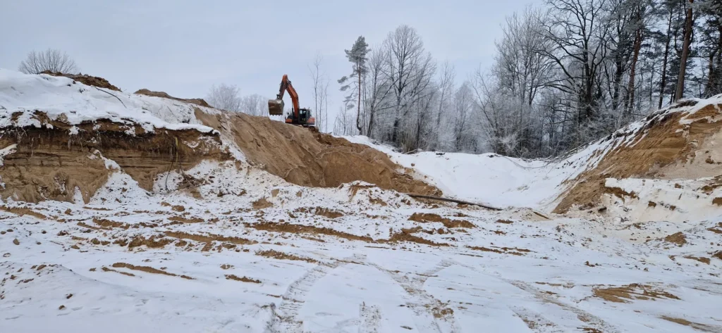 kontynuacja prac przygotowawczych wykopu pod Obiekt WK-2
